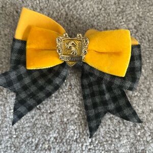 Hufflepuff Yellow and Black Kids Bow